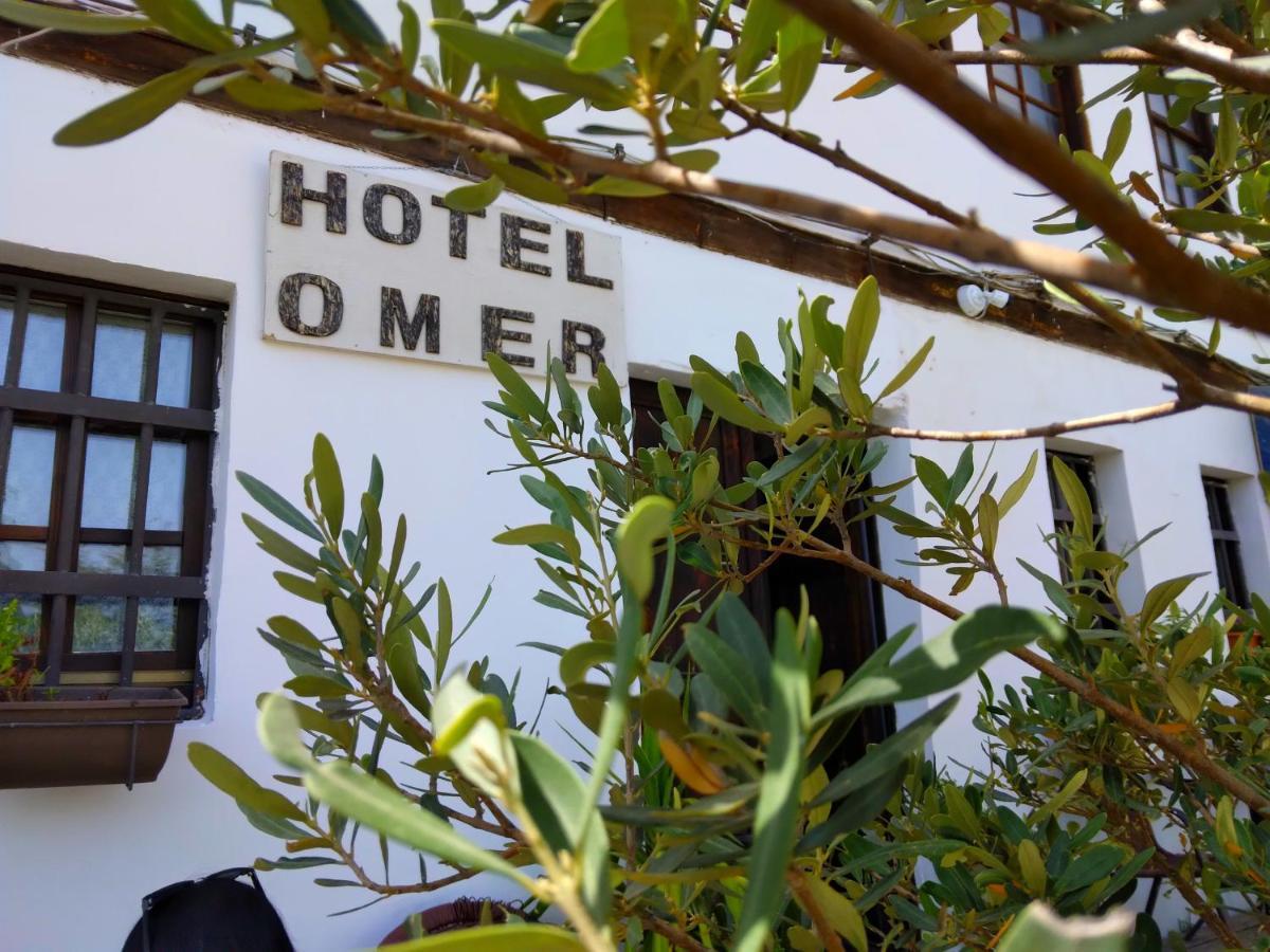 Hotel Omer Берат Экстерьер фото