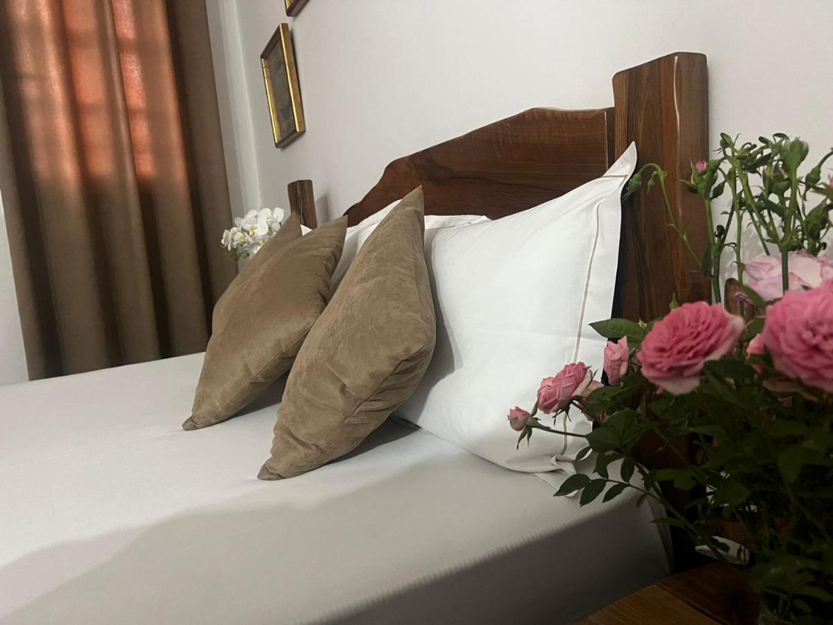 Hotel Omer Берат Экстерьер фото